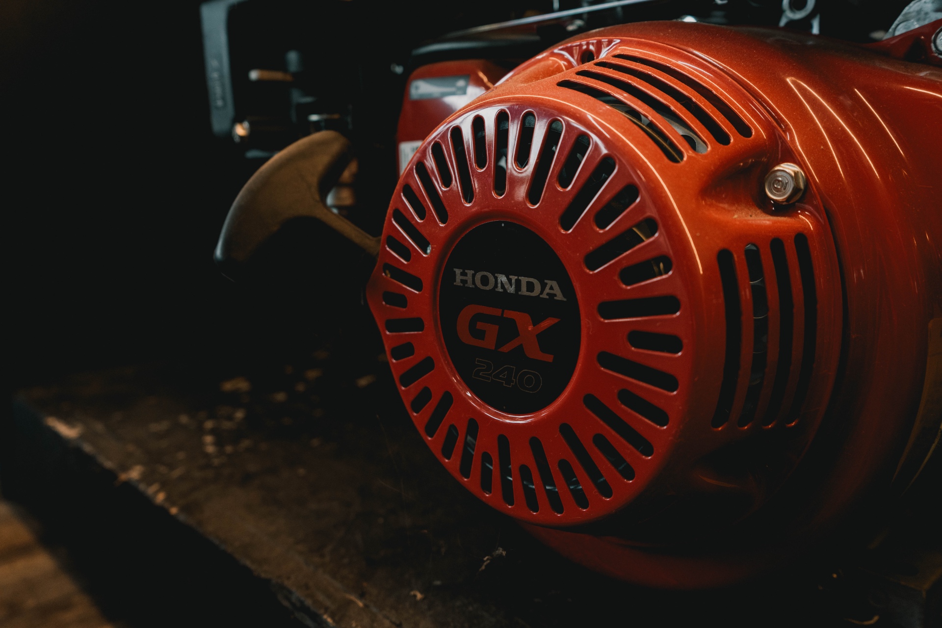 Honda GX240 small engine close-up in the shop